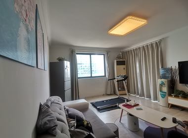 荣成大厦 3室2厅2卫