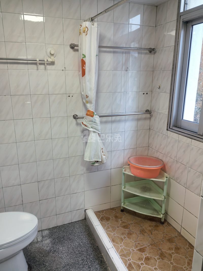 同济支路201弄小区18324353周边环境图4