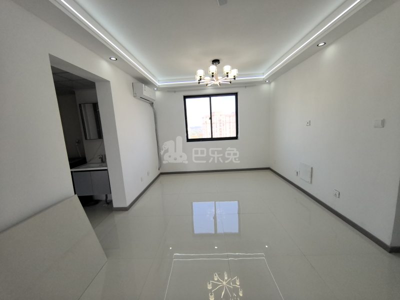 新凯城银杏苑18354315客厅图5