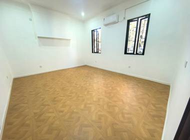 南昌路100、102弄小区 