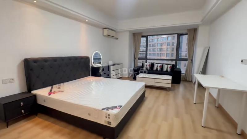 同人广场18359696周边环境图0