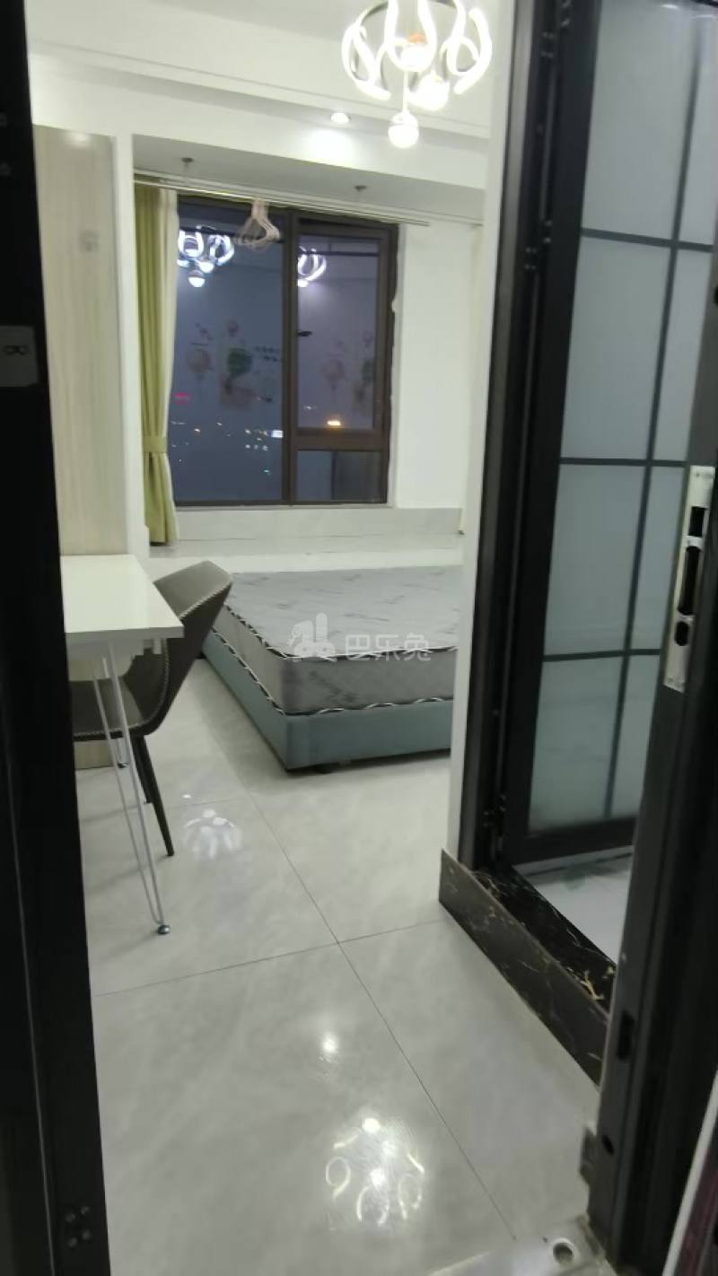 融创瑷颐湾18361592周边环境图0