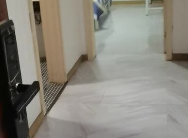 金沙湾绿地和苑一期 3室0厅1卫