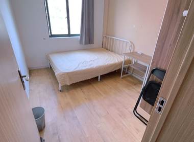 多蓝水岸蓝波苑 