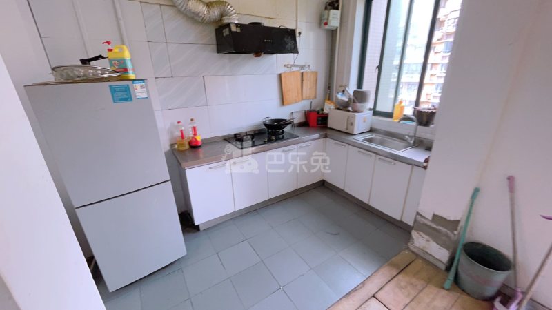 多蓝水岸蓝波苑18371258周边环境图0