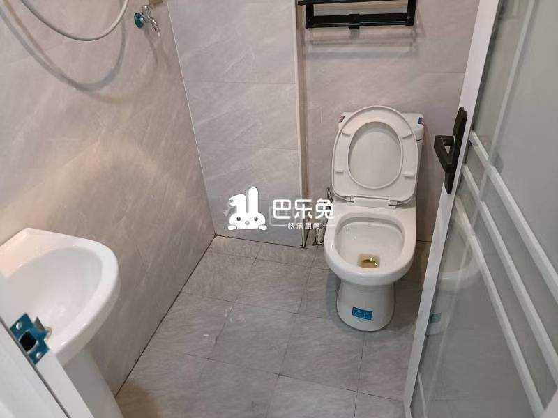 景致公寓18373636周边环境图2