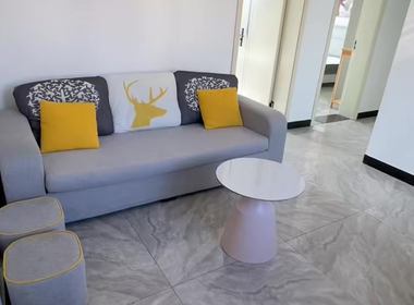 育兰社区东区 2室1厅0卫