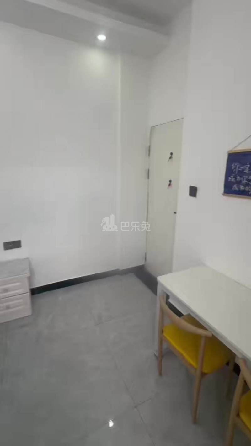 白塔人家18377661周边环境图0