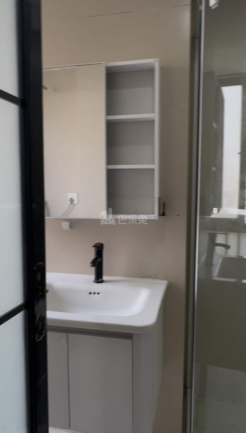 臻到豪庭18378054客厅图3