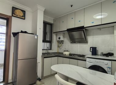 海联大厦 1室0厅1卫