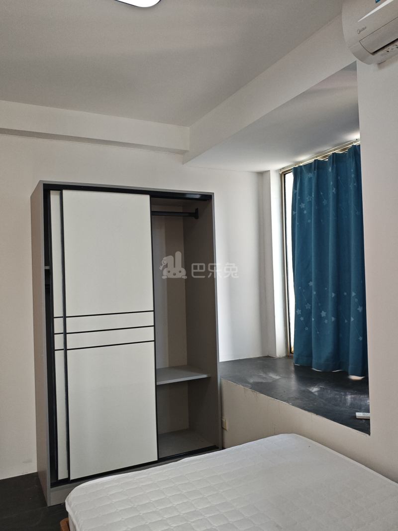 怡福苑18382761卧室图4