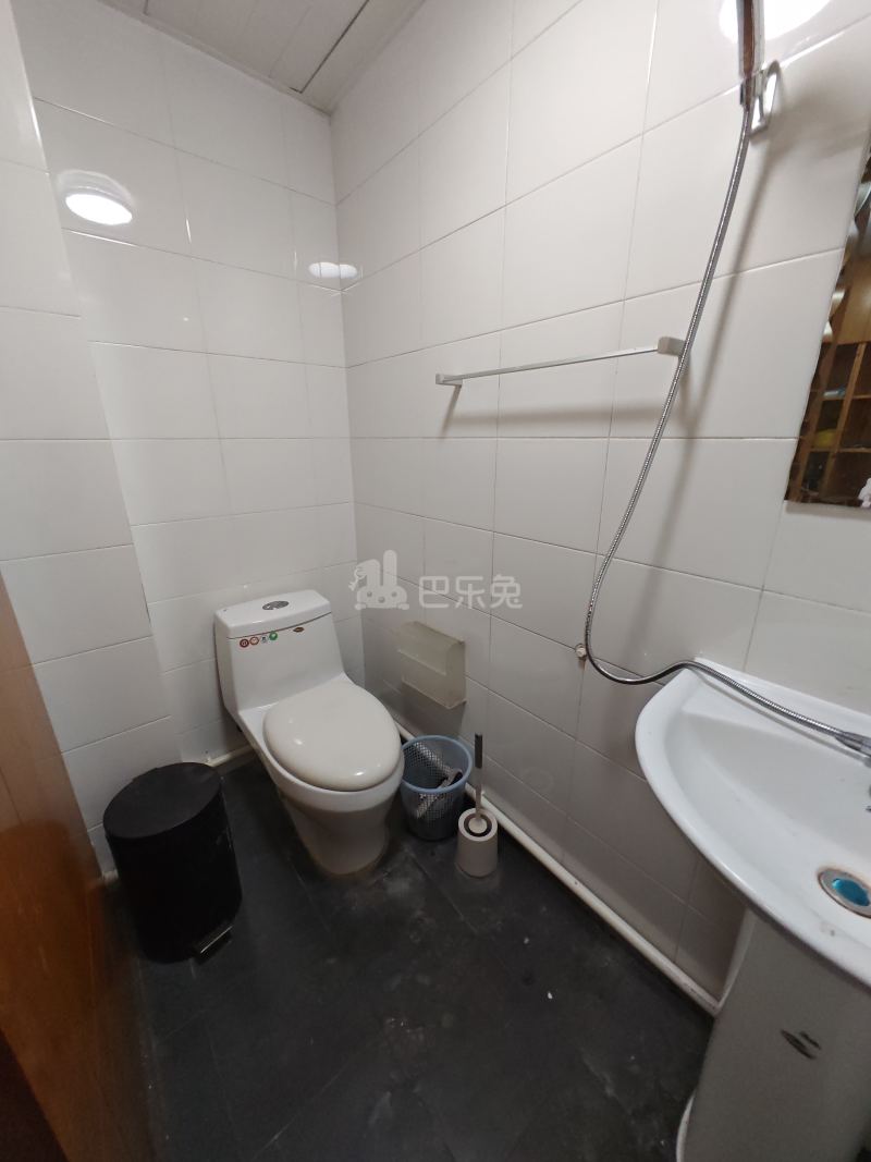 怡福苑18382759卫生间图14