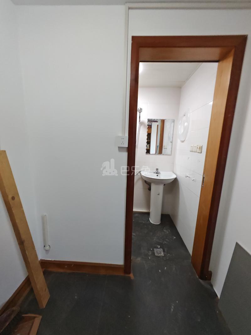 怡福苑18382759卫生间图18