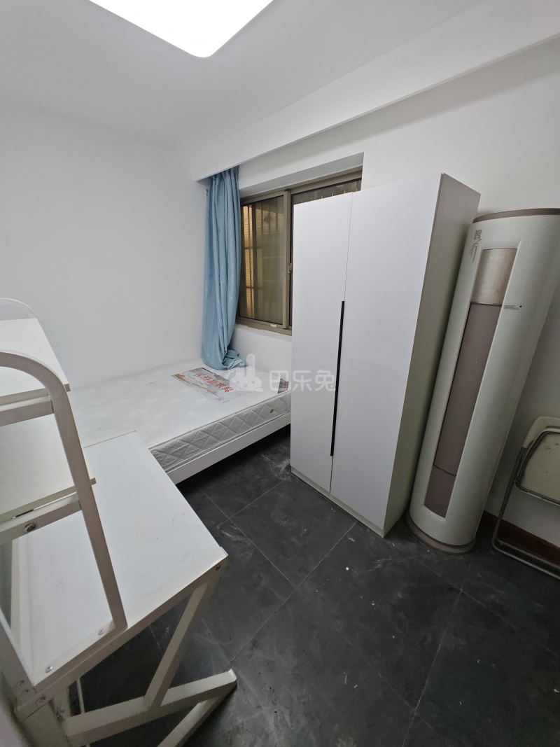 怡福苑18382764卧室图1