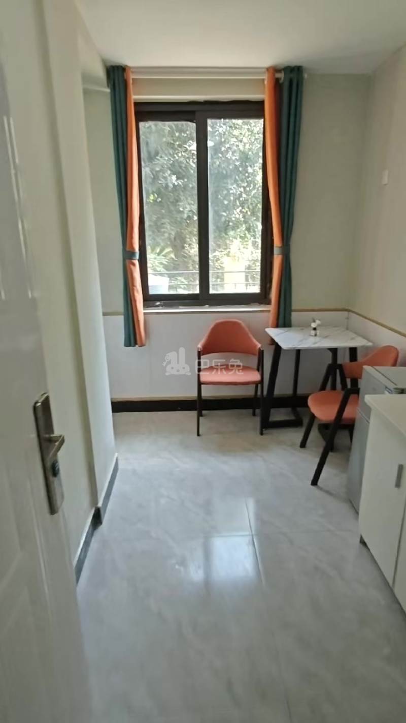 戈雅公寓18383713周边环境图0