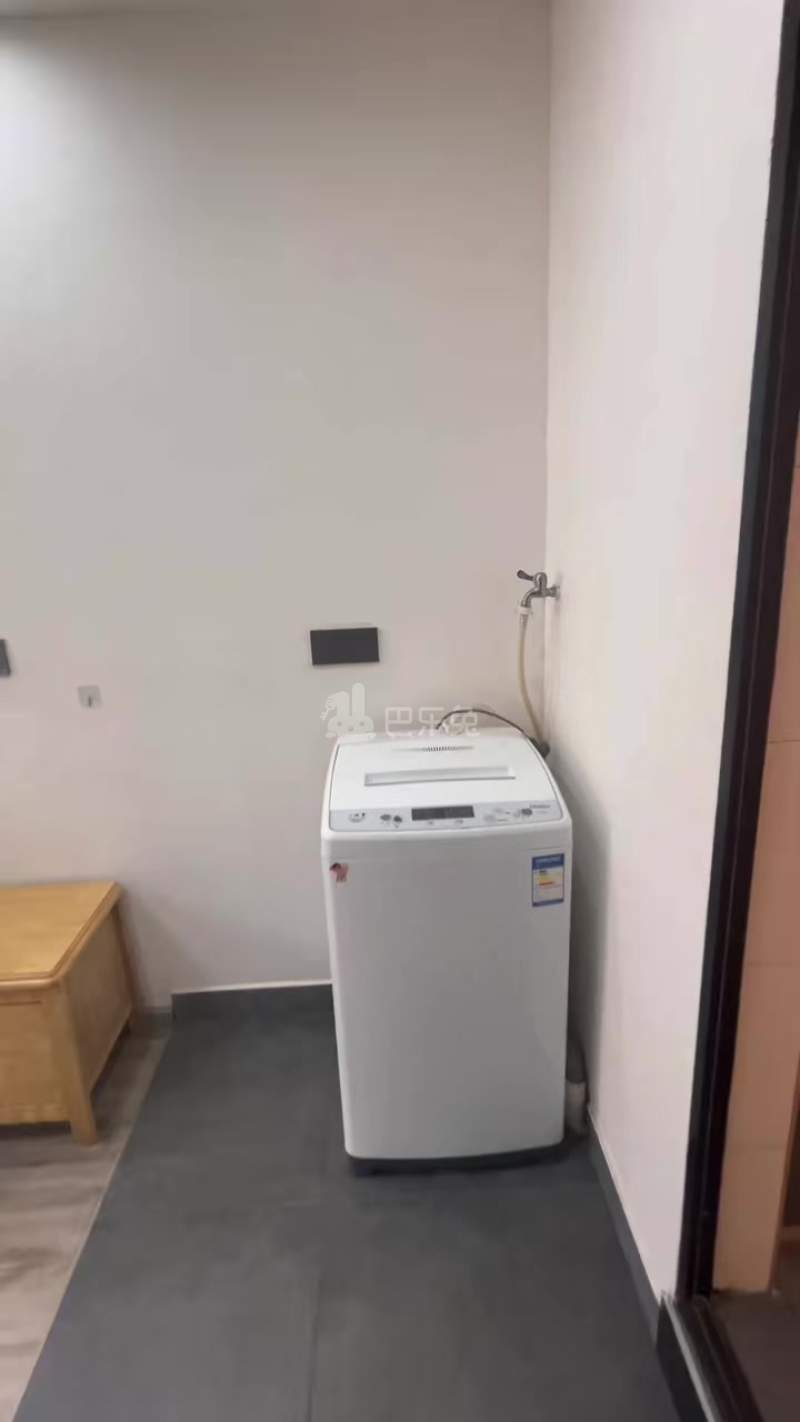 庆隆苑三区18388975周边环境图0