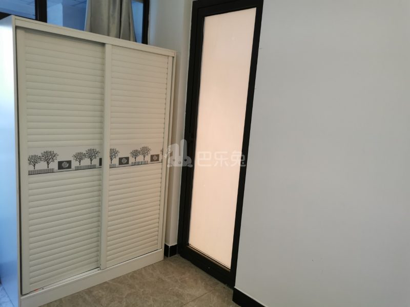 龙湖滟澜山二期澜轩18389556周边环境图2