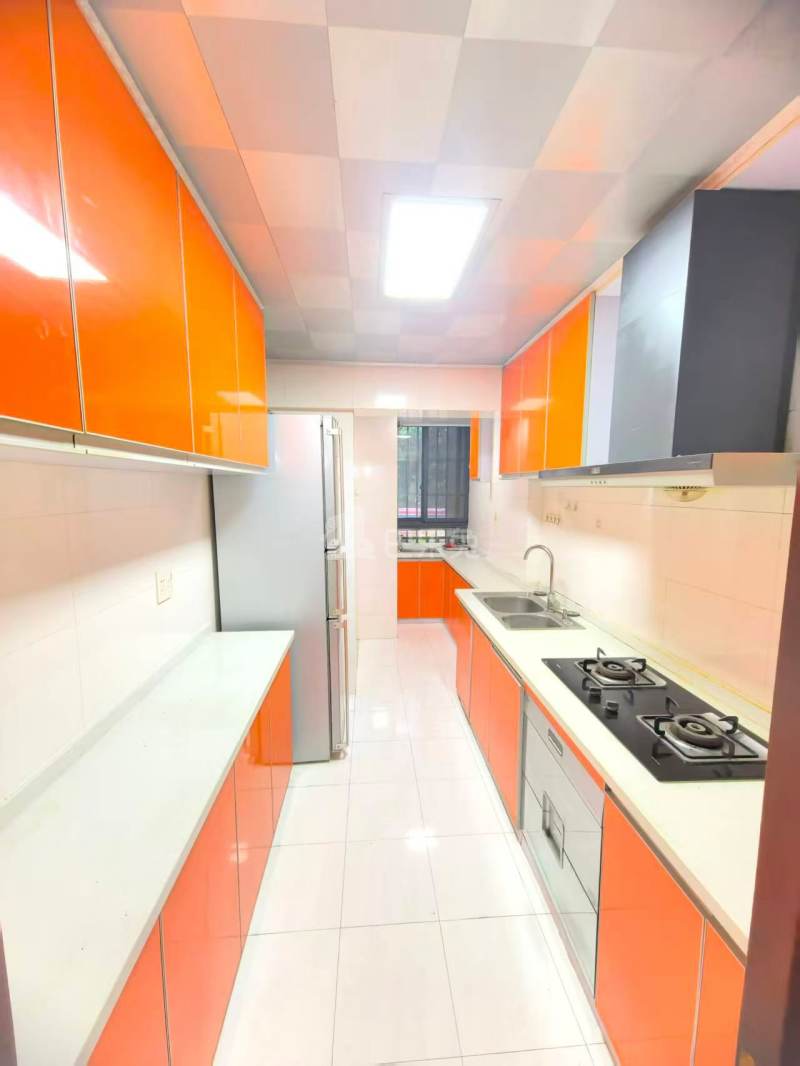 圣苑小区18390669周边环境图1