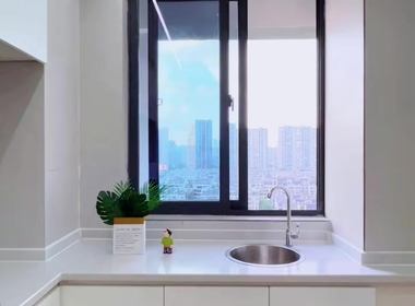 高嵘澜庭 1室1厅0卫