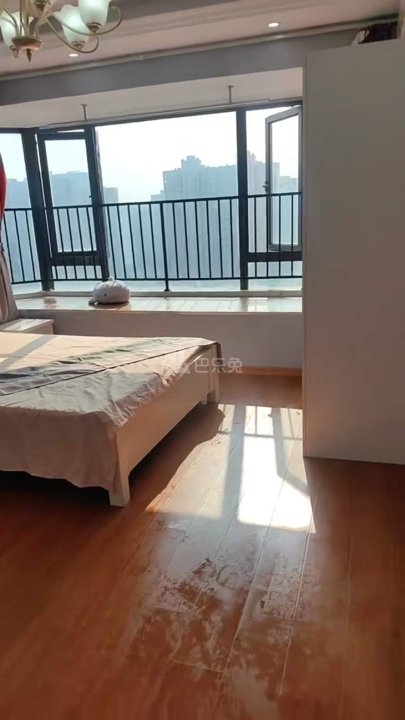 龙湖·天玺18397718周边环境图0