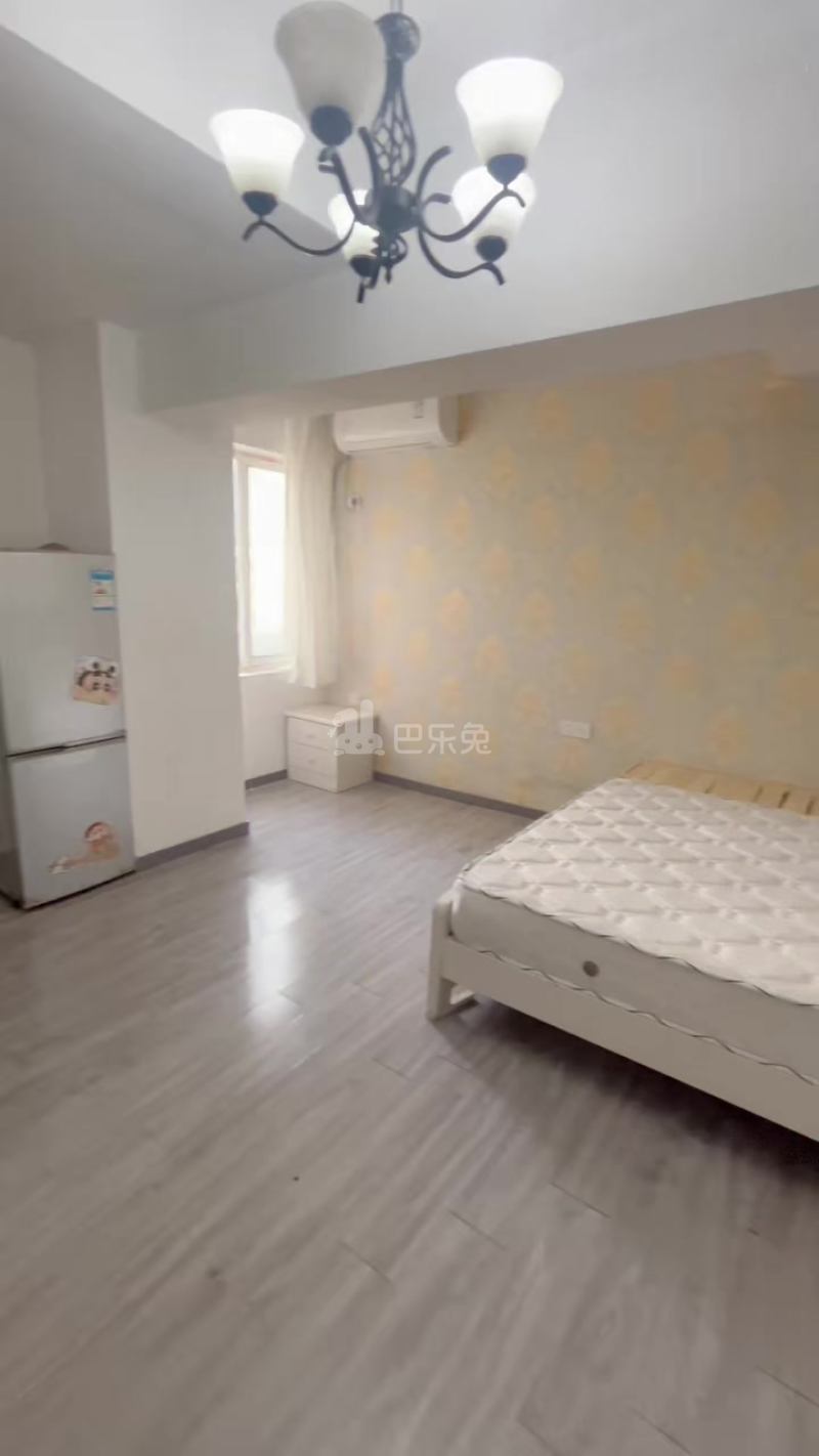 龙都大厦18398104周边环境图0