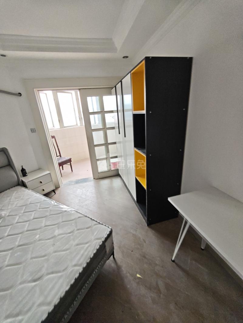 联升大厦18399002卧室图2