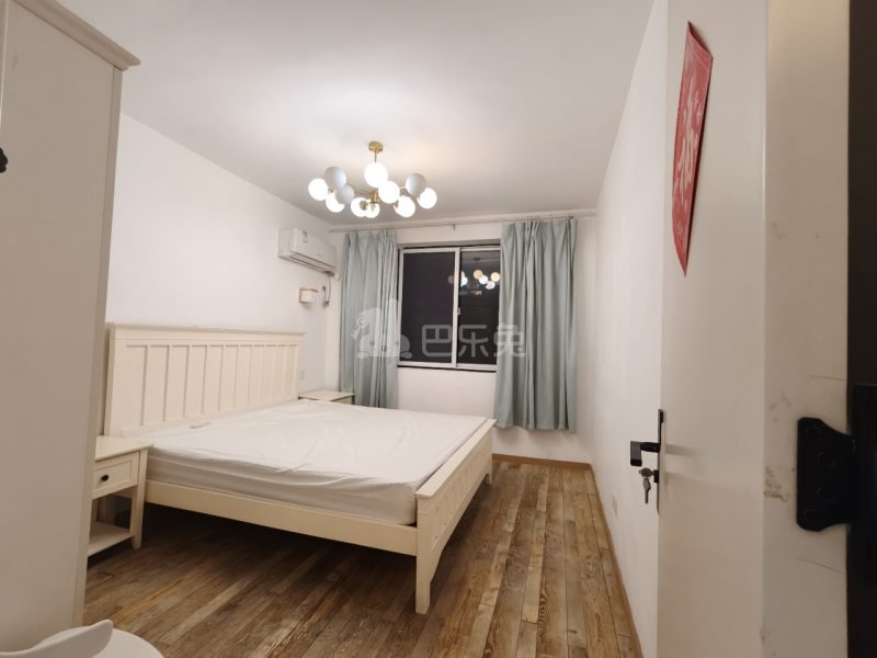 叶家弄18405472客厅图3