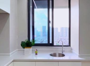 高嵘澜庭 1室1厅0卫