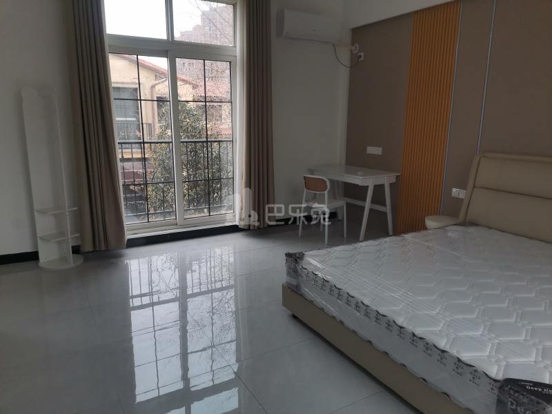 龙湖郦城（蓝湖郡）18413107卧室图3