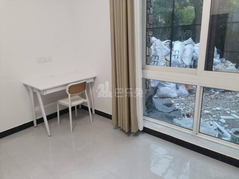 龙湖郦城（蓝湖郡）18413147卧室图2