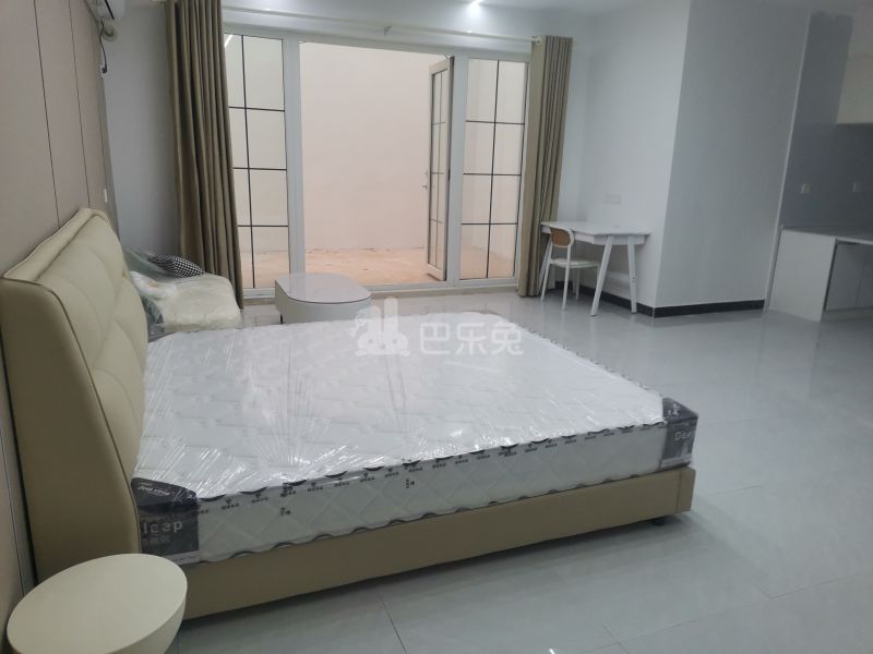 龙湖郦城（蓝湖郡）18413154卧室图1