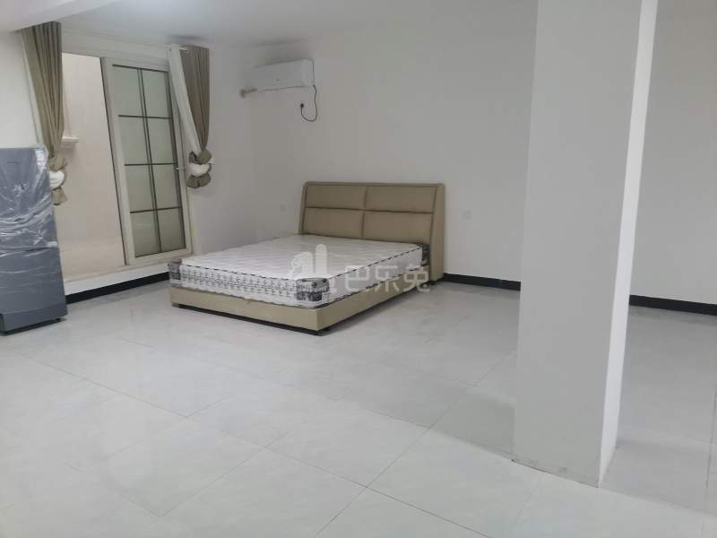 龙湖郦城（蓝湖郡）18413155卧室图2