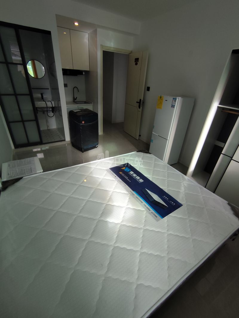 红光中心村（凌志路100弄）18413227卧室图3