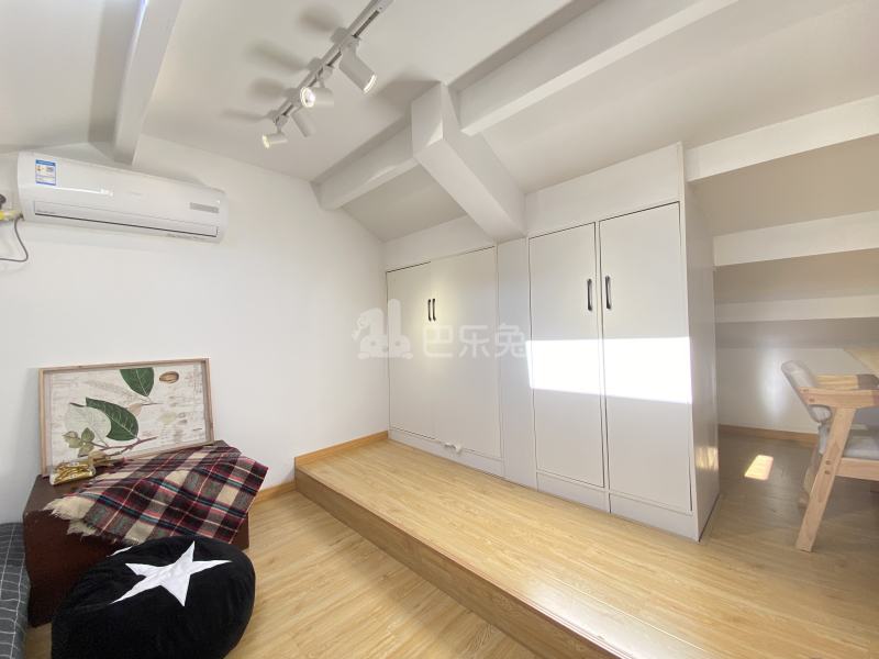 江浦路1285弄小区18415242周边环境图8