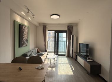 四季都会（荣万宝邸） 2室2厅1卫