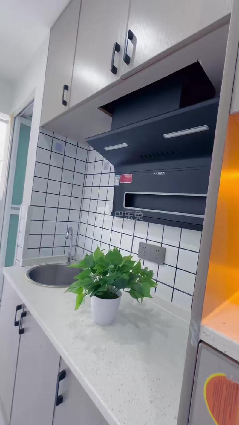 东港嘉苑二区18416843周边环境图0