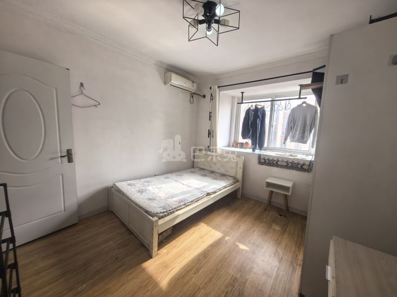 苗桐佳苑（芳华路788弄）18419550周边环境图0