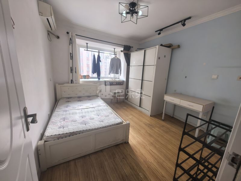 苗桐佳苑（芳华路788弄）18419550周边环境图1