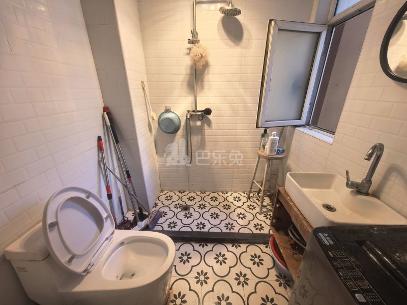 苗桐佳苑（芳华路788弄）18419550周边环境图6