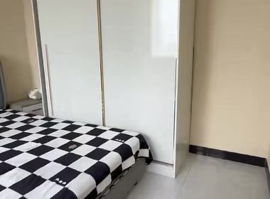 济仁华庭 1室1厅0卫