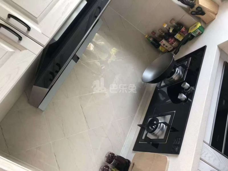 泊金湾18437152周边环境图1