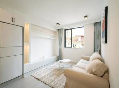 襄阳南路388弄小区 1室2厅0卫