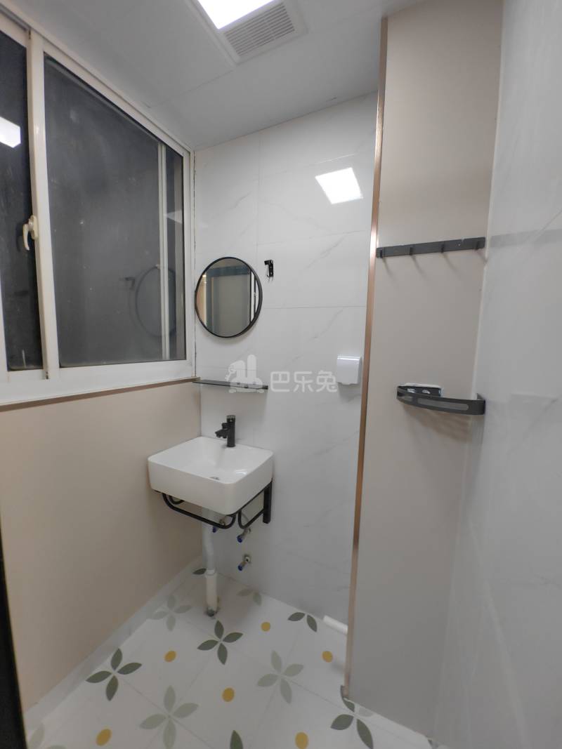 高行绿洲一期（绿洲北安苑）18439411卫生间图8