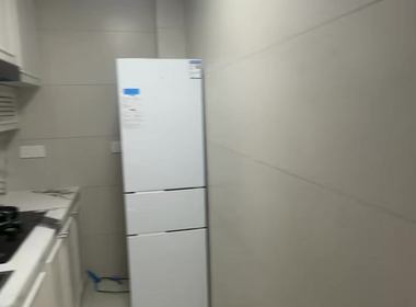 愚园路479号 1室1厅0卫