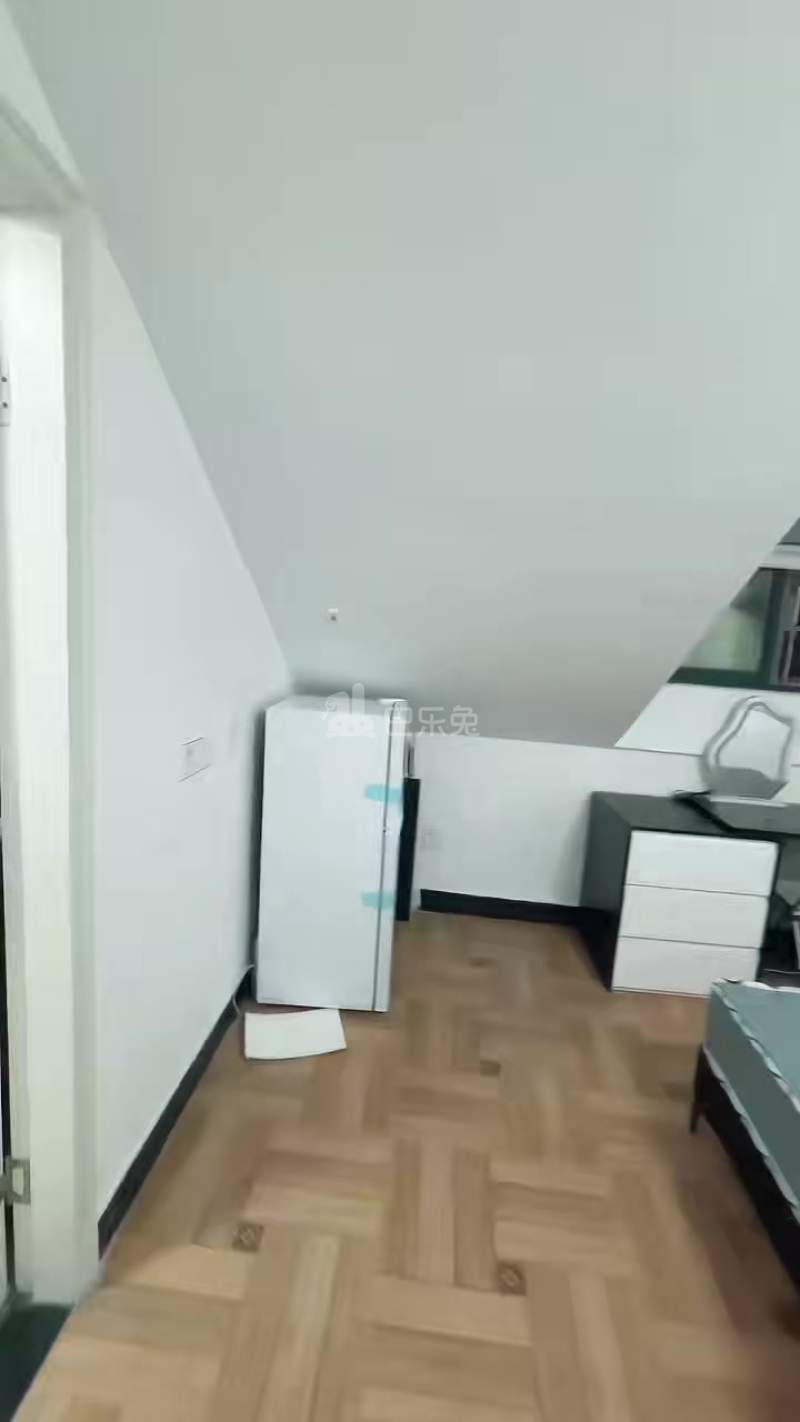 顺丰家园18443908周边环境图0