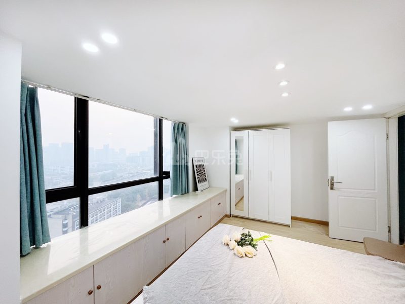 宝龙城市广场18447310周边环境图1