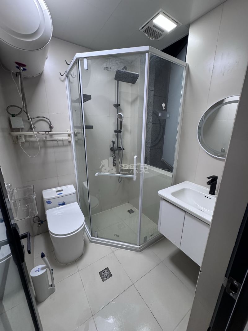 运初尚府18448556卫生间图6