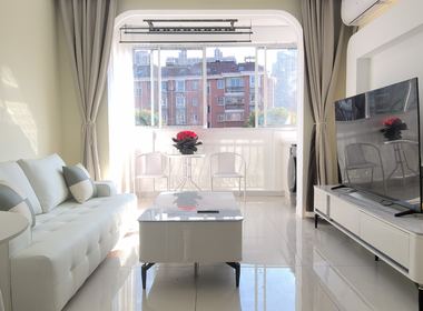 好日子c区 1室1厅1卫