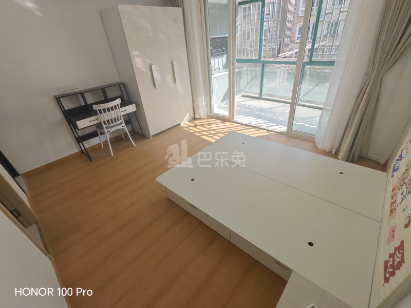 杨泰春城18457273卧室图2