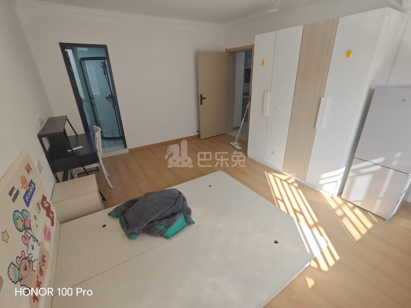 杨泰春城18457276卧室图3